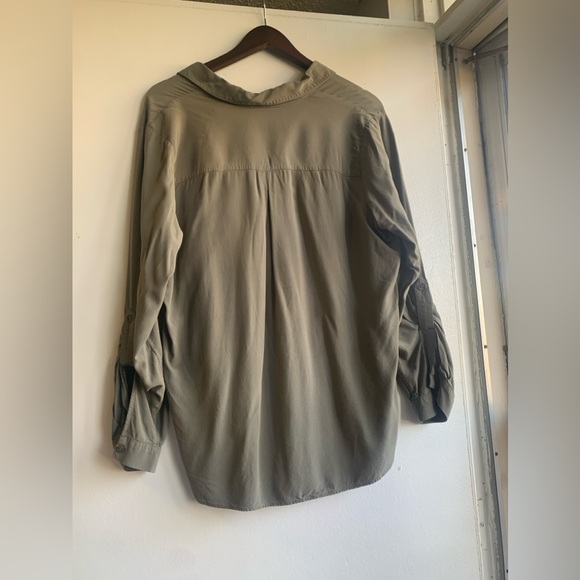 RW&CO Green Tunic Top Size L - Picture 5 of 6